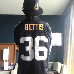 Meet your Posher, Donald